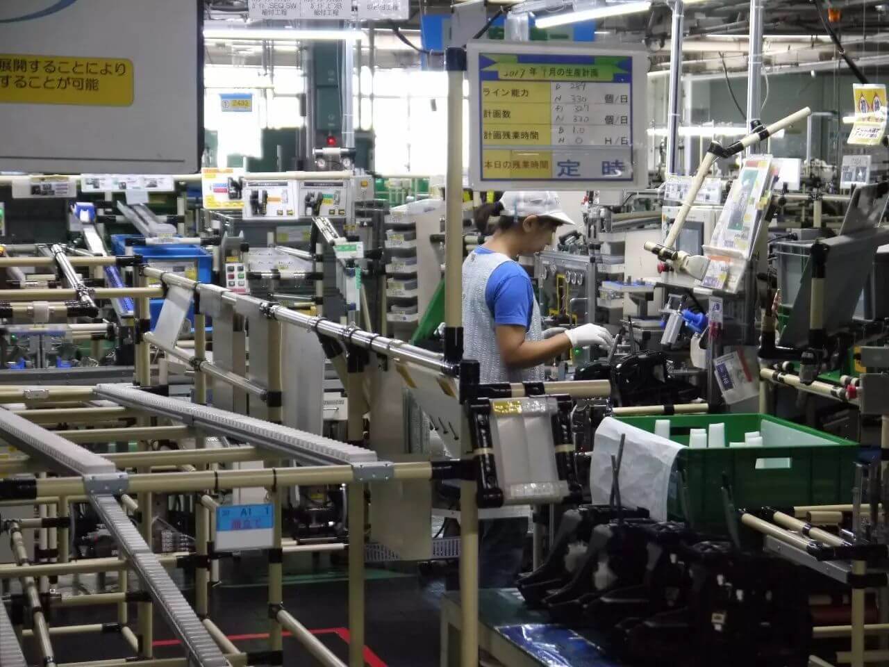 新大陸NVH300系列工業(yè)掃描槍讀取汽車零件激光鐳雕碼